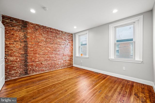 1534 S BAMBREY ST, Philadelphia, PA 19146