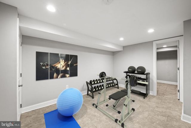 1534 S BAMBREY ST, Philadelphia, PA 19146