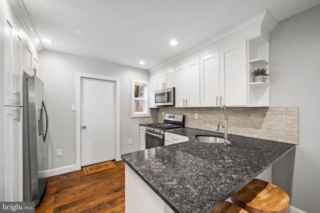 1534 S BAMBREY ST, Philadelphia, PA 19146