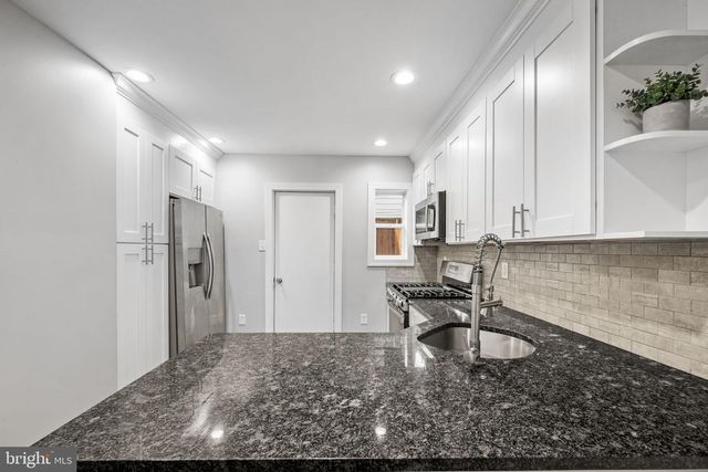 1534 S BAMBREY ST, Philadelphia, PA 19146