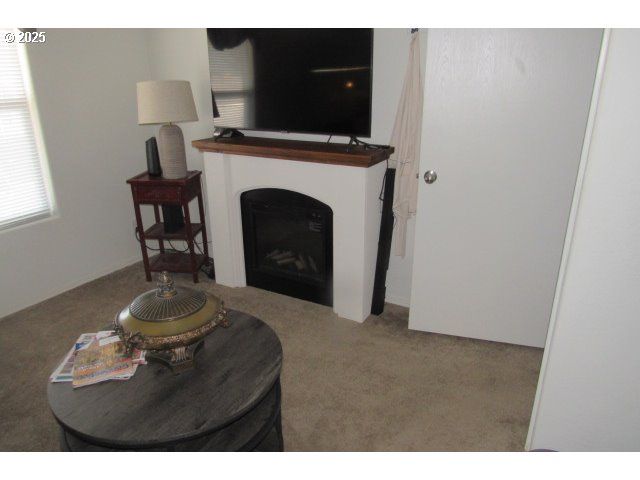 225 NESTUCCA Ln, Roseburg, OR 97471