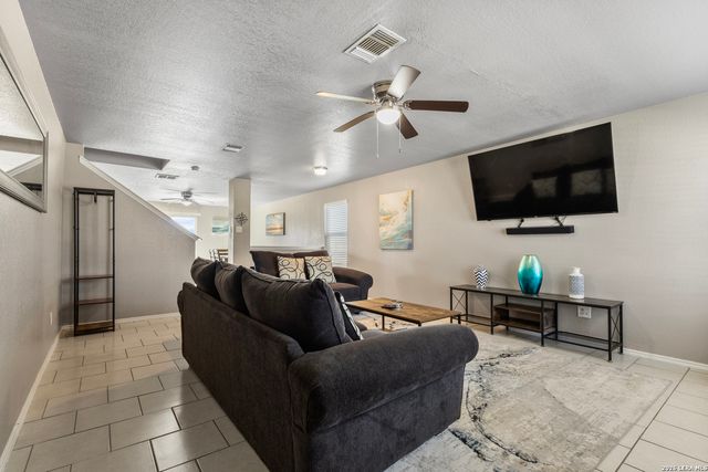 6314 Fence Crossing, San Antonio, TX 78244