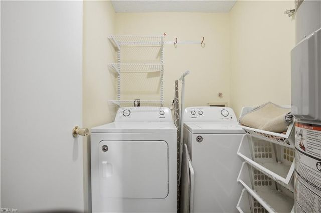 12768 Daybreak CIR, Newport News, VA 23602