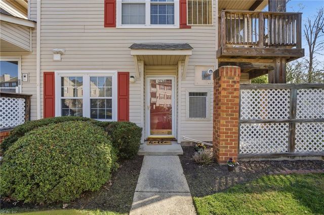 12768 Daybreak CIR, Newport News, VA 23602