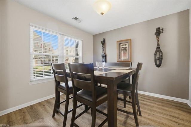 12768 Daybreak CIR, Newport News, VA 23602