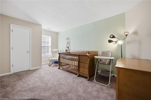 12768 Daybreak CIR, Newport News, VA 23602