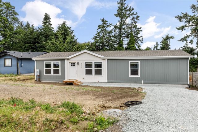 4359 Childrens Avenue, Oak Harbor, WA 98277