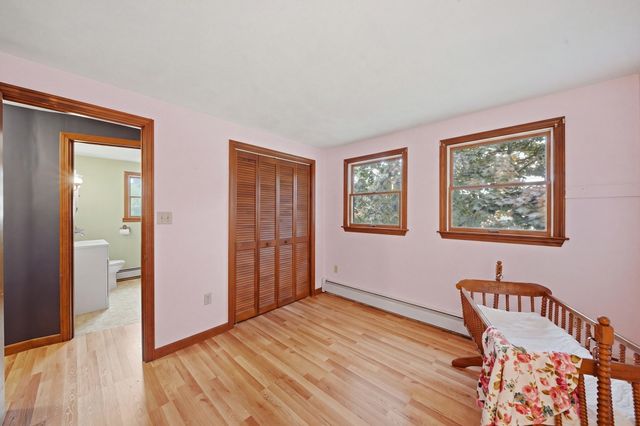 672 Shawsheen St, Tewksbury, MA 01876