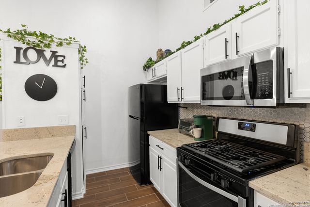 5818 Liberty Bell, San Antonio, TX 78233