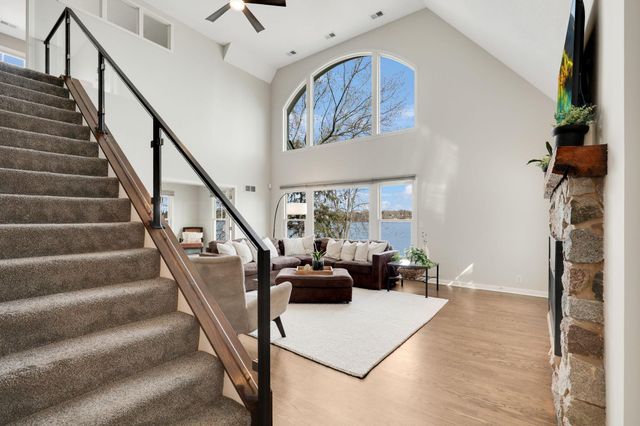 5670 Fairlawn Shores Trail SE, Prior Lake, MN 55372