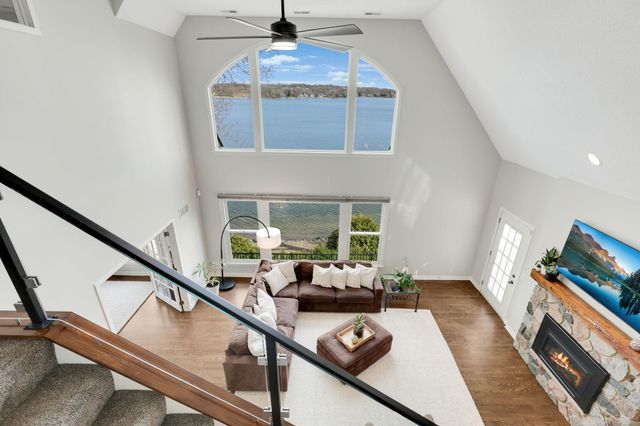 5670 Fairlawn Shores Trail SE, Prior Lake, MN 55372