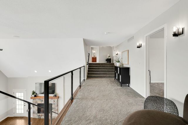 5670 Fairlawn Shores Trail SE, Prior Lake, MN 55372