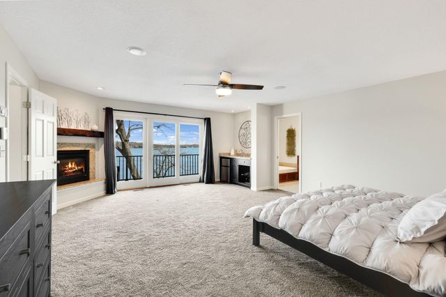 5670 Fairlawn Shores Trail SE, Prior Lake, MN 55372