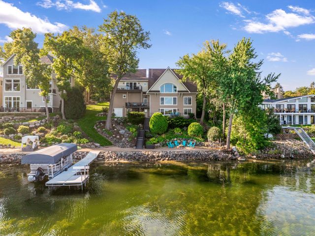 5670 Fairlawn Shores Trail SE, Prior Lake, MN 55372