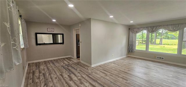 3520 Gamage DR, Norfolk, VA 23518