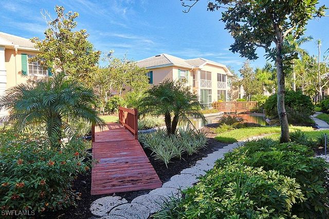 7058 Barrington CIR 102, Naples, FL 34108