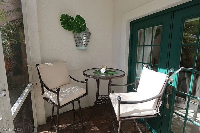 7058 Barrington CIR 102, Naples, FL 34108