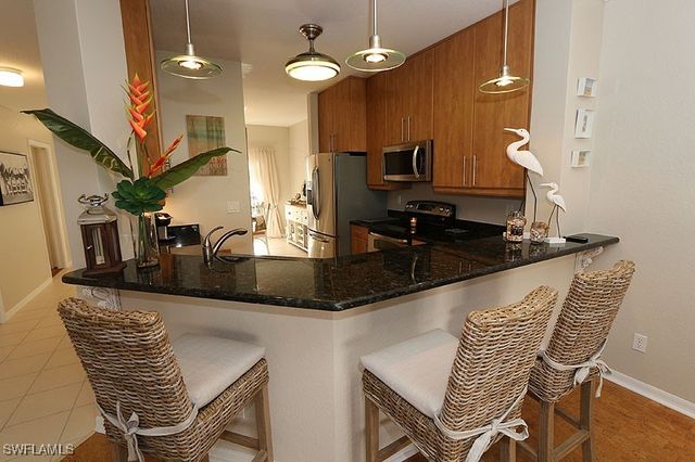 7058 Barrington CIR 102, Naples, FL 34108