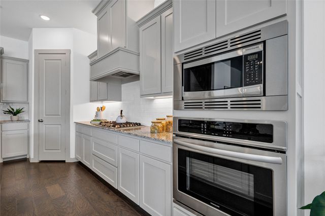 8886 Ice House Drive, North Richland Hills, TX 76180