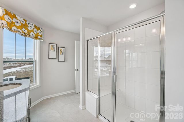 372 Creekview Road, Hendersonville, NC 28792