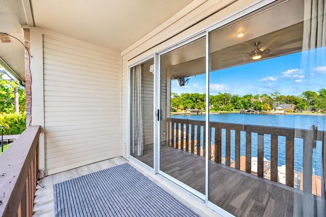 801 River Road 112F, Montgomery, TX 77356
