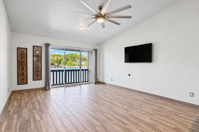 801 River Road 112F, Montgomery, TX 77356