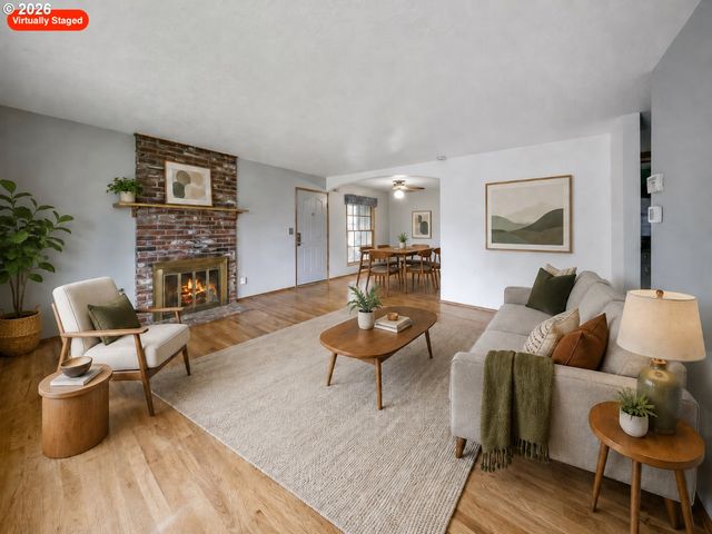 12910 Se CENTER St, Portland, OR 97236