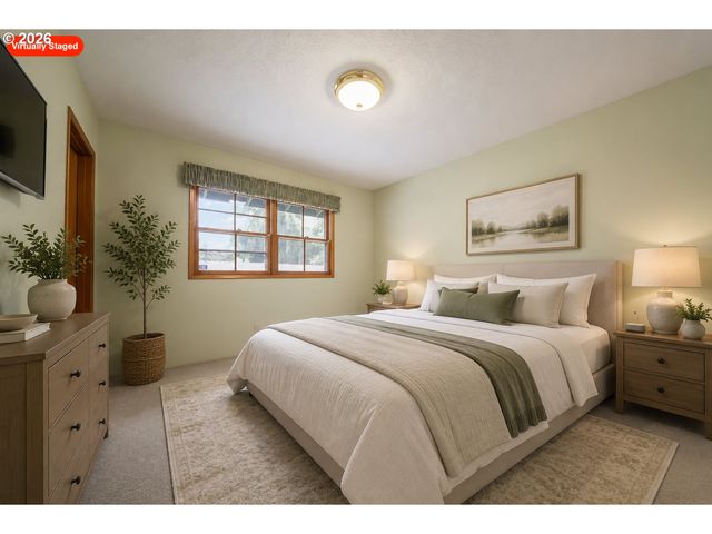 12910 Se CENTER St, Portland, OR 97236