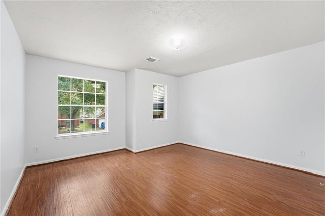 8522 Chickamauga Lane, Houston, TX 77083