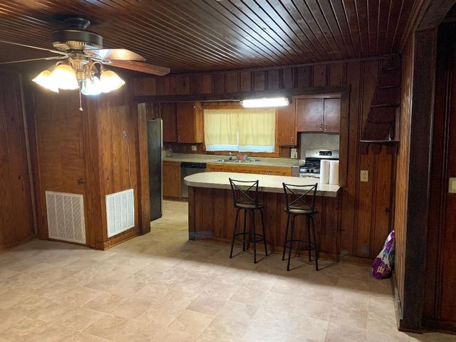 3644 Spurgin Road, Doyline, LA 71023