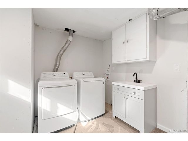 7426 Skyline Dr, Westminster, CO 80030