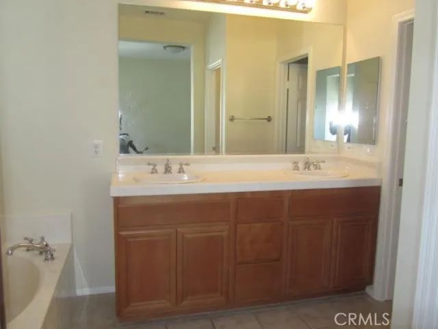 46 Strawflower Street, Ladera Ranch, CA 92694