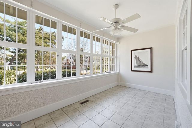 1526 N EDGEWOOD ST, Arlington, VA 22201