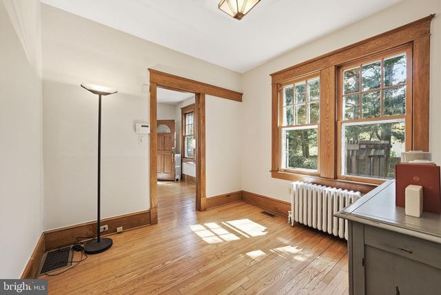 1526 N EDGEWOOD ST, Arlington, VA 22201