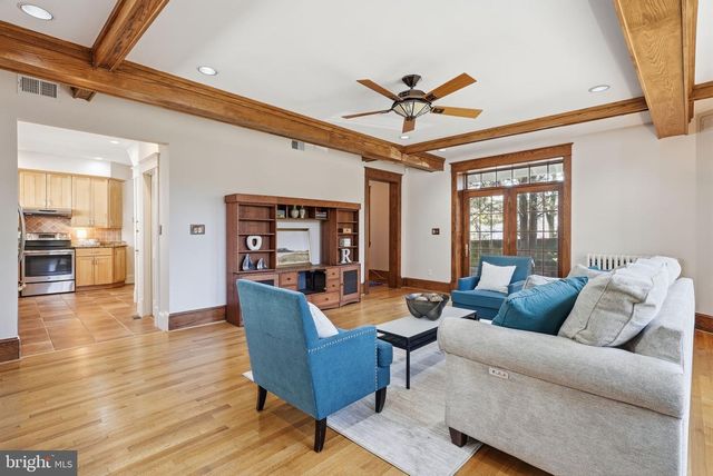 1526 N EDGEWOOD ST, Arlington, VA 22201