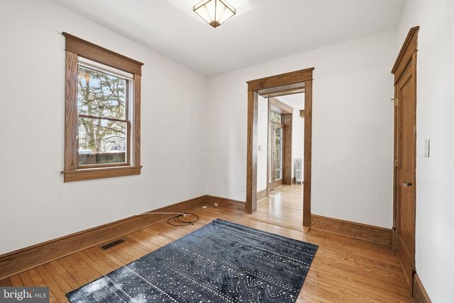 1526 N EDGEWOOD ST, Arlington, VA 22201