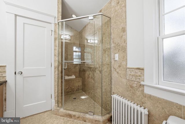 1526 N EDGEWOOD ST, Arlington, VA 22201