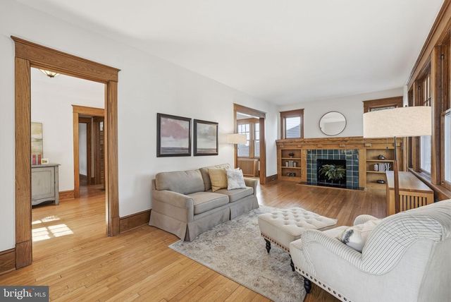 1526 N EDGEWOOD ST, Arlington, VA 22201