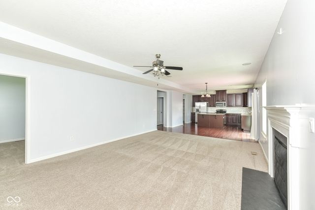 11946 Eaglerun Way, Zionsville, IN 46077