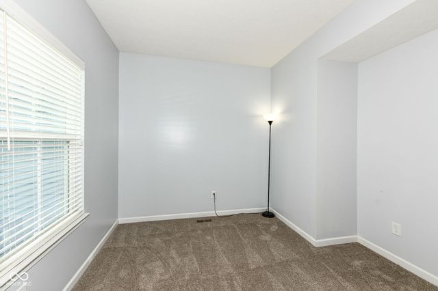 11946 Eaglerun Way, Zionsville, IN 46077