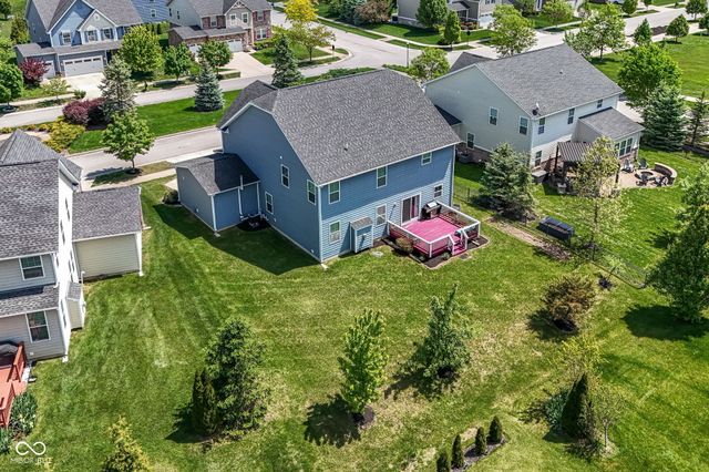 11946 Eaglerun Way, Zionsville, IN 46077