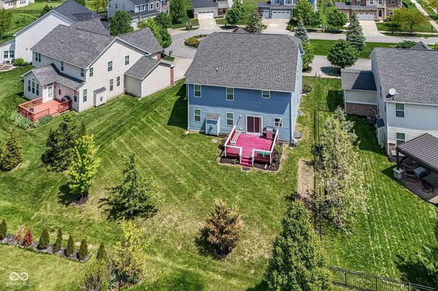 11946 Eaglerun Way, Zionsville, IN 46077