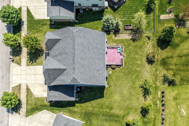 11946 Eaglerun Way, Zionsville, IN 46077