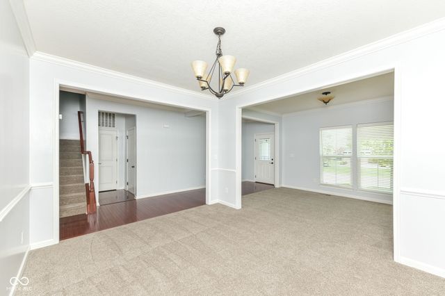 11946 Eaglerun Way, Zionsville, IN 46077