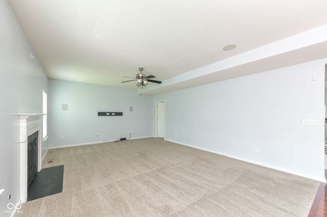 11946 Eaglerun Way, Zionsville, IN 46077