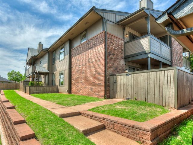 11403 Springhollow Road 201, Oklahoma City, OK 73120