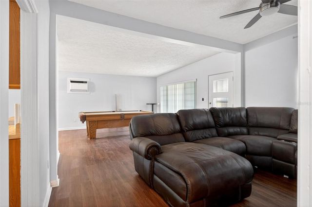 1622 OMARA COURT, Orlando, FL 32822