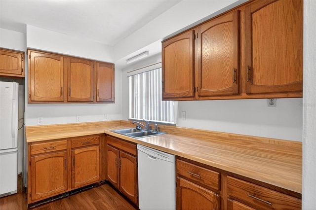 1622 OMARA COURT, Orlando, FL 32822