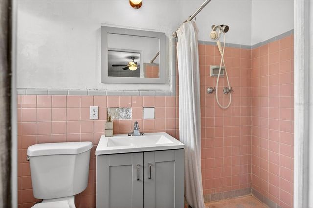 1622 OMARA COURT, Orlando, FL 32822