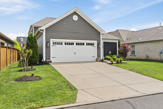1543 Drakes Creek Rd, Hendersonville, TN 37075